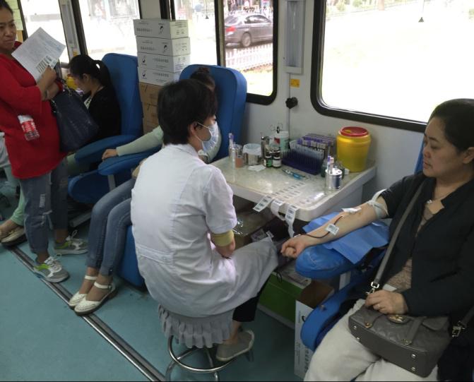 城关献血2.jpg