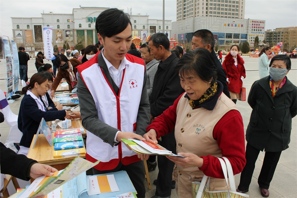 学雷锋2.jpg