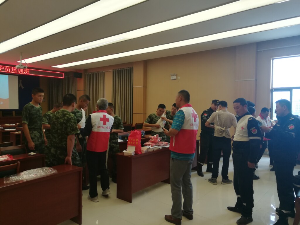 文中（网站）.jpg