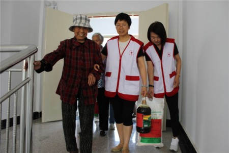 11.送老人.jpg