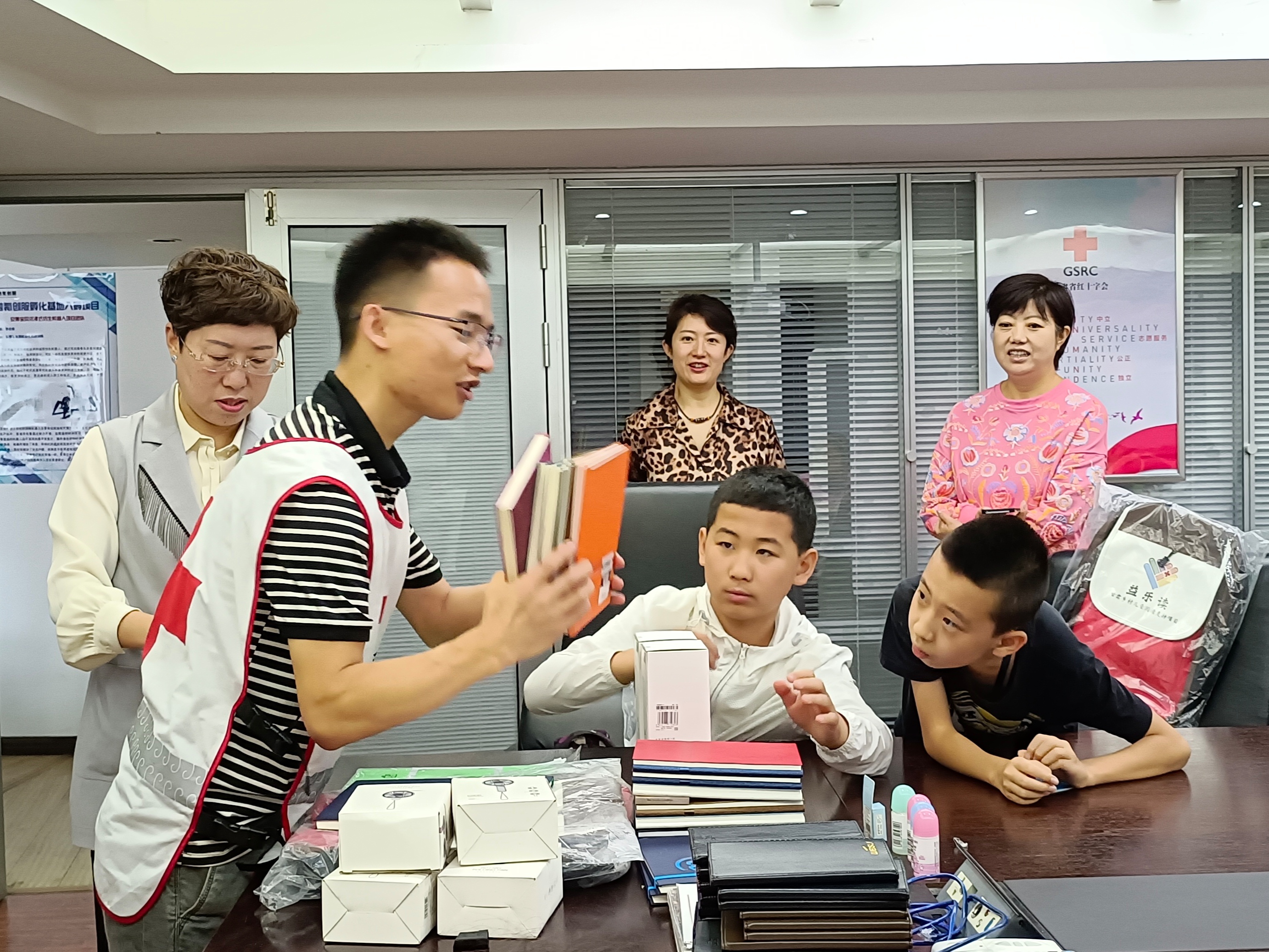 郑剑伟照片1.jpg 郑剑伟照片1.jpg