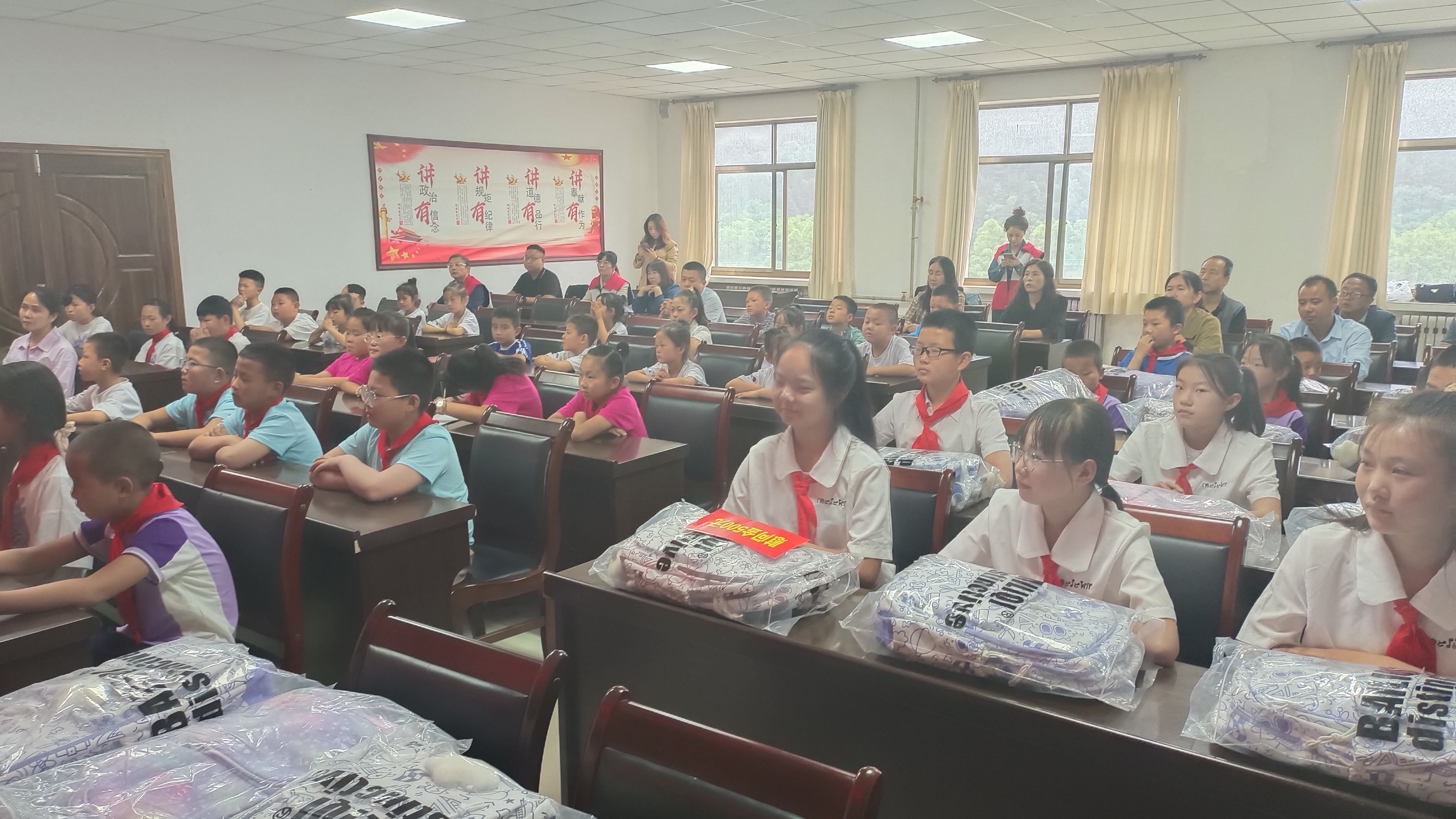 图片2.jpg
