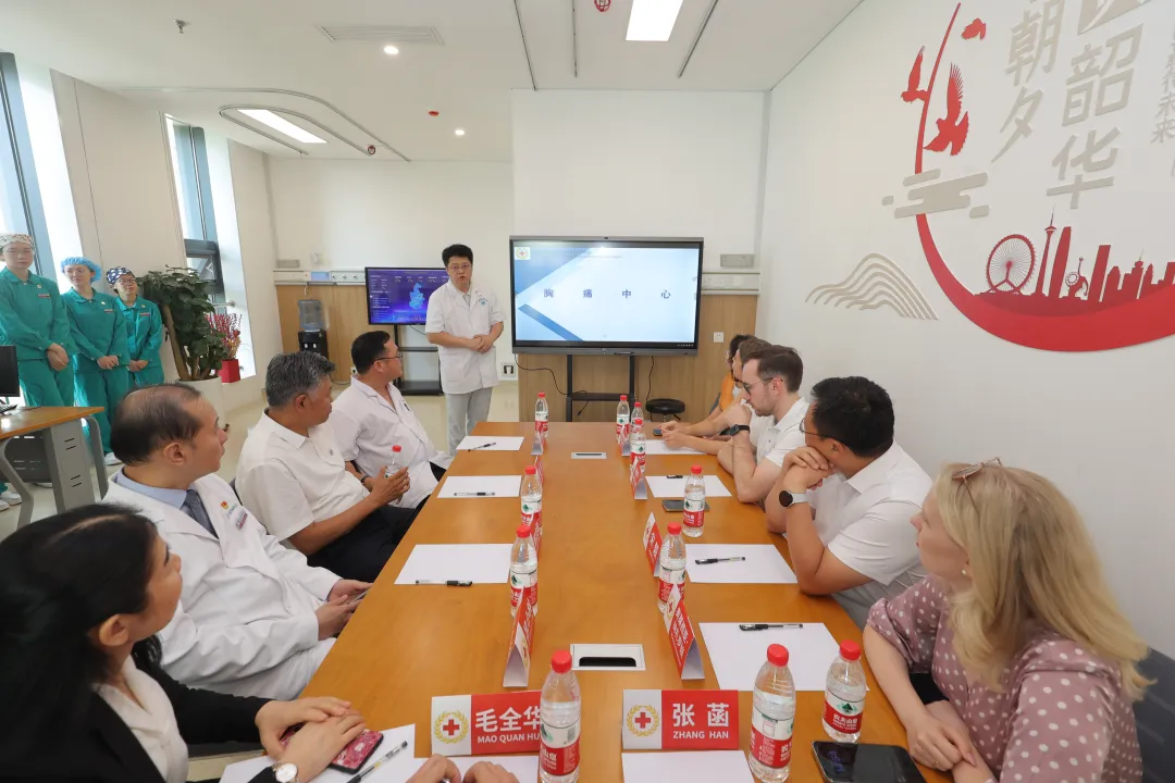 18.6.俄罗斯红十字会会长访问天津.jpg