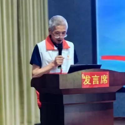 爱心奉献者生命的摆渡人-定西市器官捐献协调员马郑艳（代读）.jpg