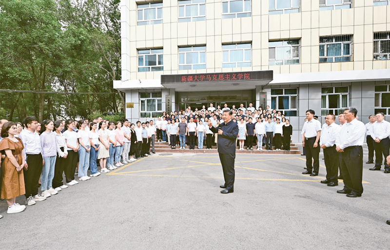 3.2022年7月12日至15日，习近平在新疆考察.jpg