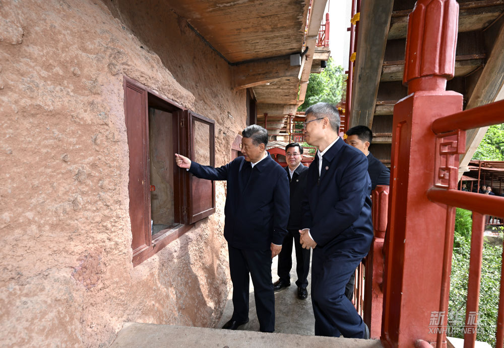 38.10.习近平在陕西宝鸡市和甘肃天水市考察调研.jpeg