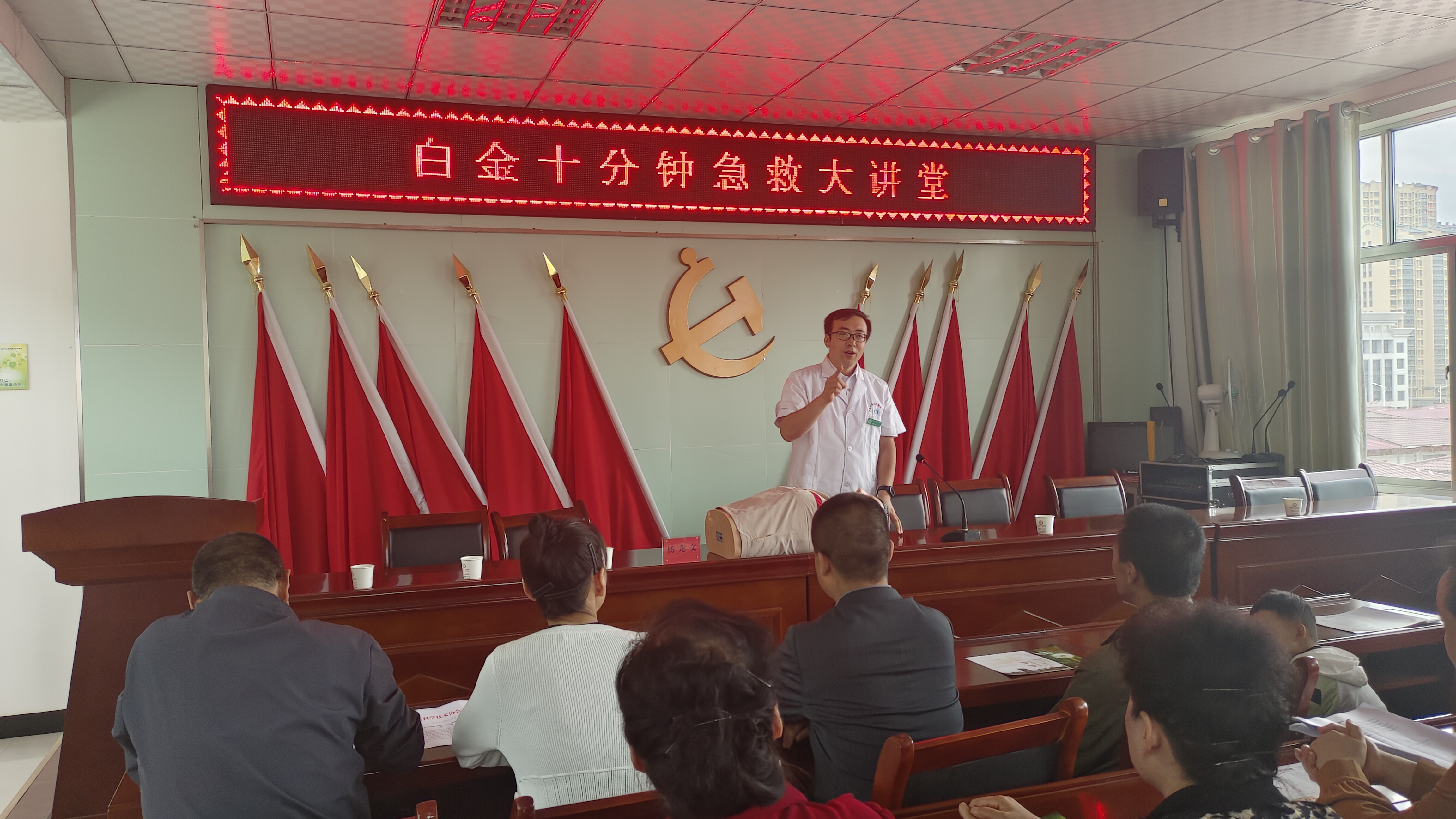 图1.jpg