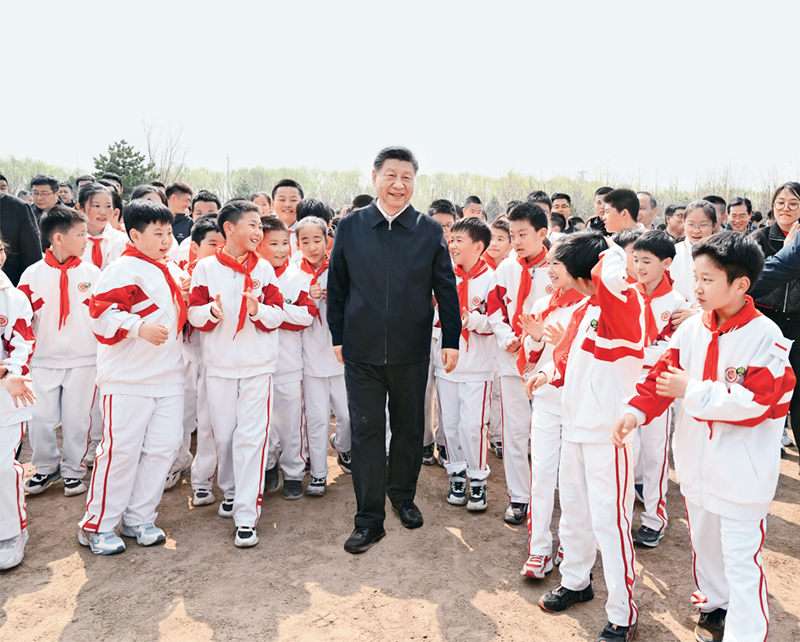 5.2024年4月3日,到北京市通州区潞城镇参加首都义务植树活动.jpg 5.2024年4月3日,到北京市通州区潞城镇参加首都义务植树活动.jpg