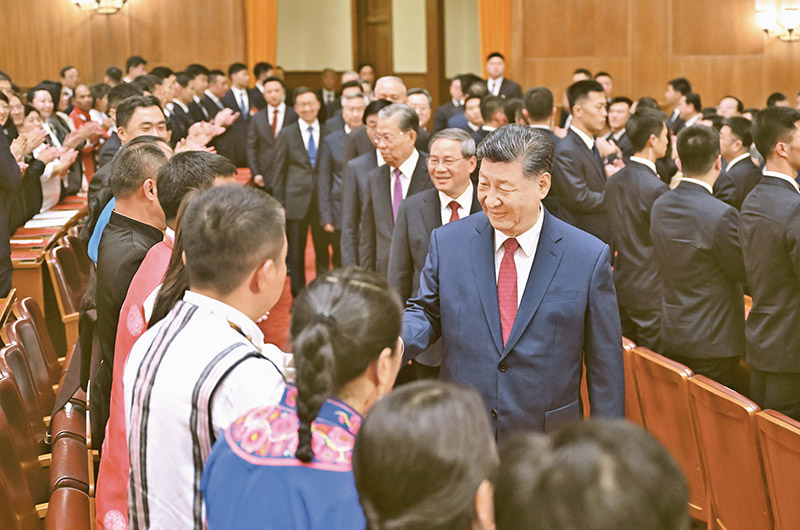 3.在文艺工作座谈会上的讲话.jpg 3.在文艺工作座谈会上的讲话.jpg