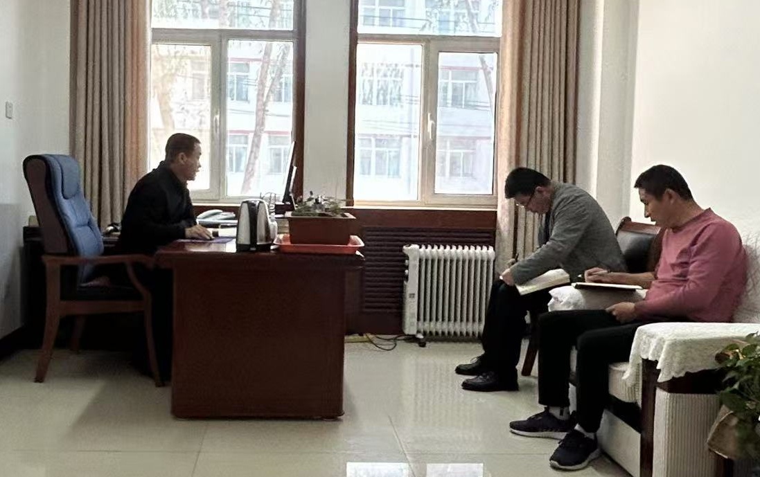 安定红会传达.jpg